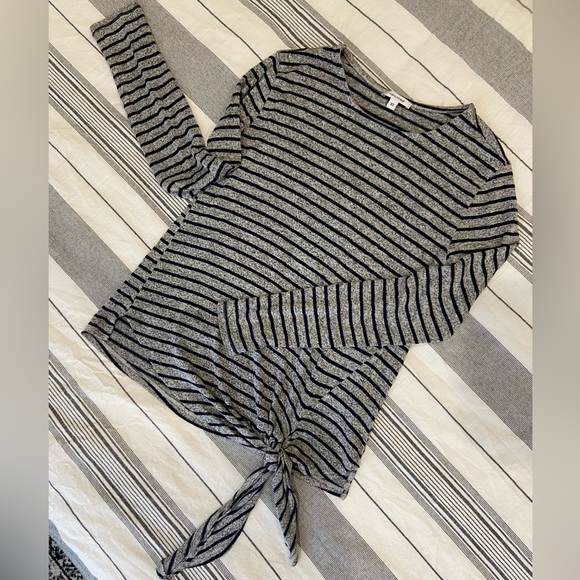 Stella & Dot long sleeve shirt, grey and navy striped shirt with tie. - Picture 1 of 5